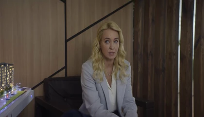 Кадры из сериала Мистер Ноготь (2025)
